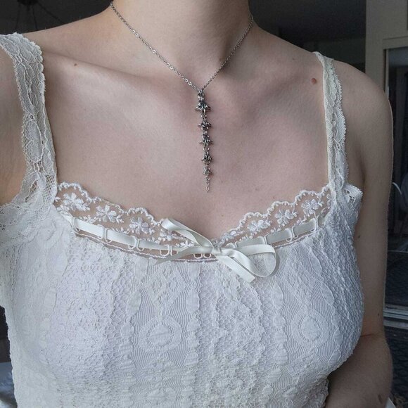 Gothic spiky rosary necklace with a small silver chain ✦ whimsigoth style ✦ - Picture 4 of 8